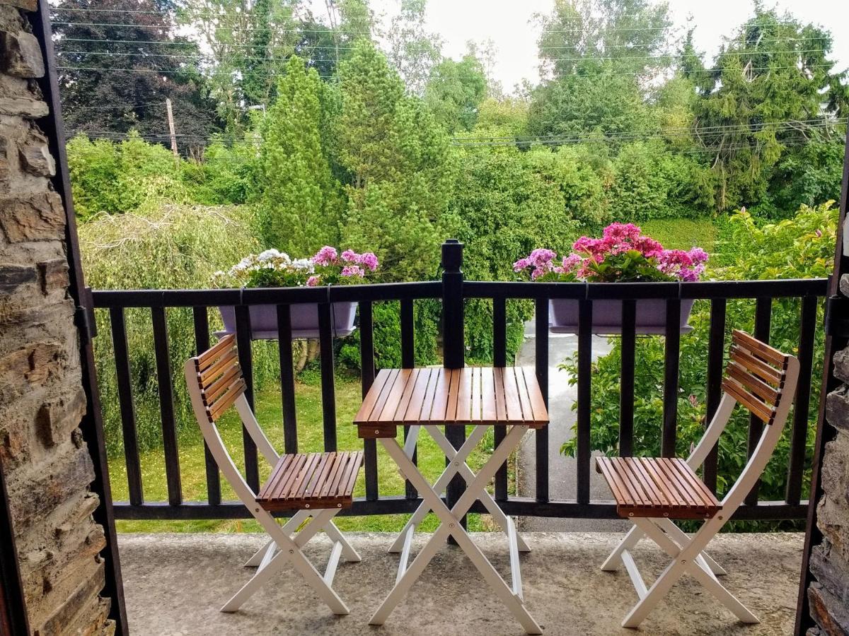 Bed and Breakfast Les Ecureuils Revin  Екстер'єр фото
