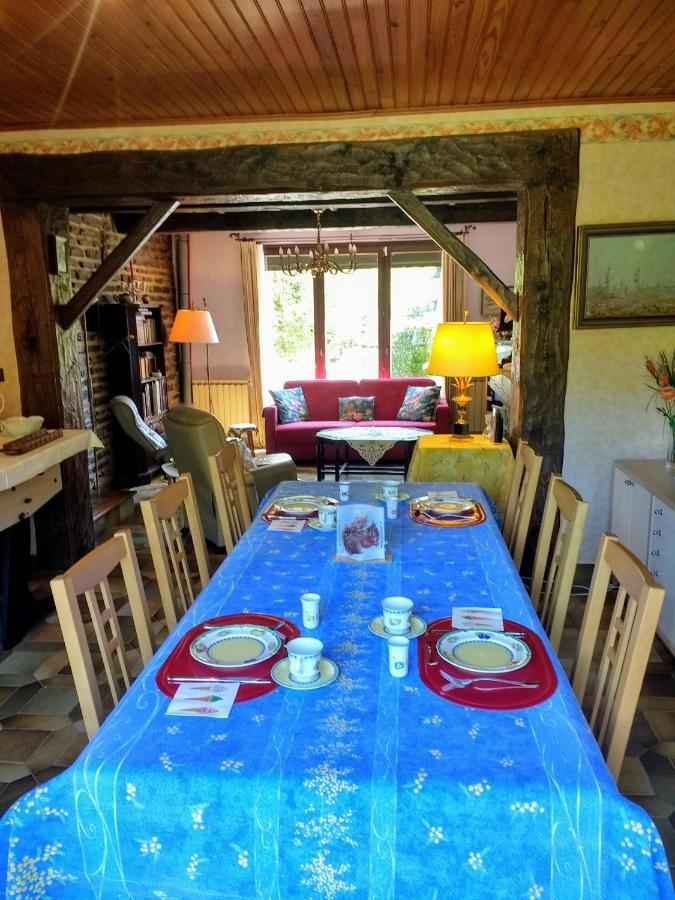 Bed and Breakfast Les Ecureuils Revin  Екстер'єр фото